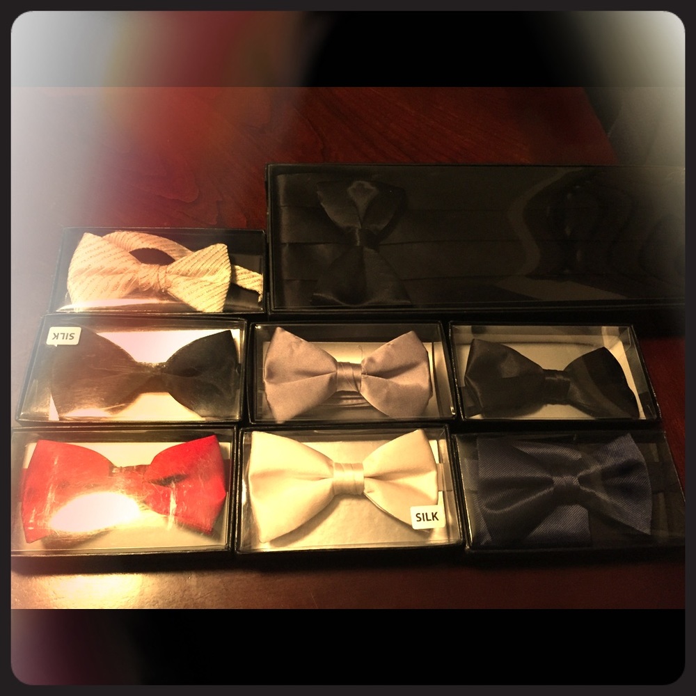 💫NEW💫 Pre-Tied Bow Ties